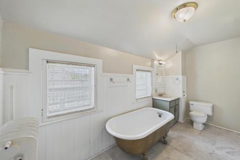 1152 Ross Avenue Saint Paul MN 55106