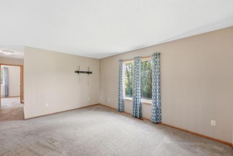 13862 186th Lane NW Elk River MN 55330