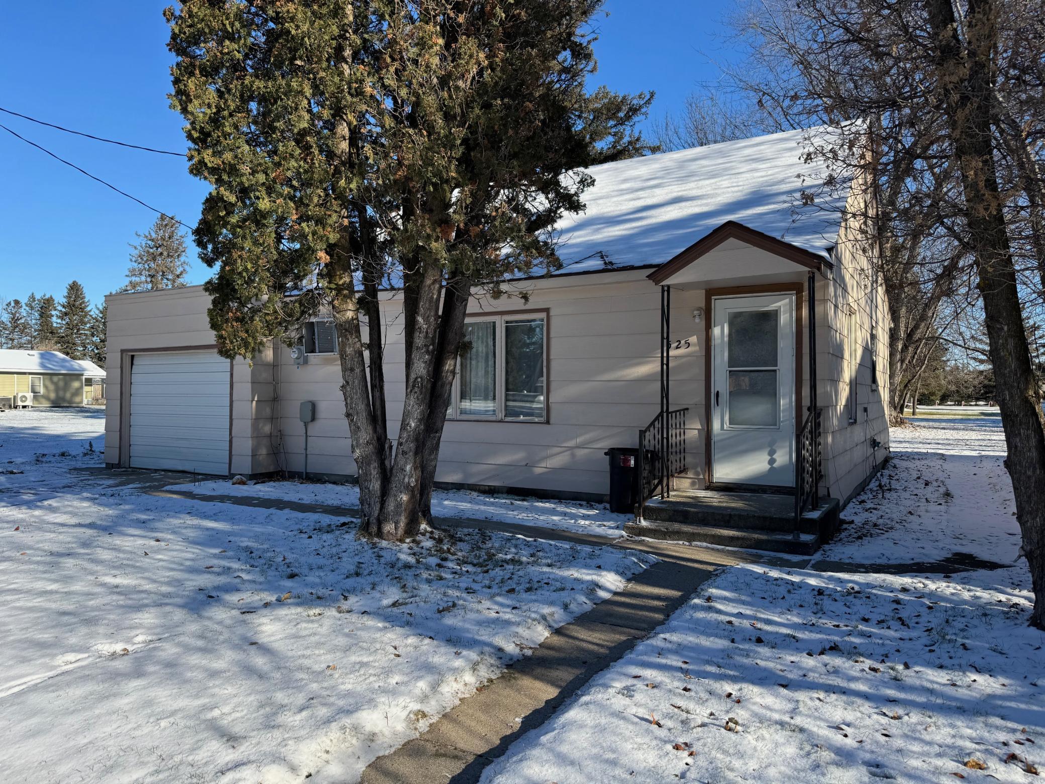 525 2nd Street N Middle River MN 56737