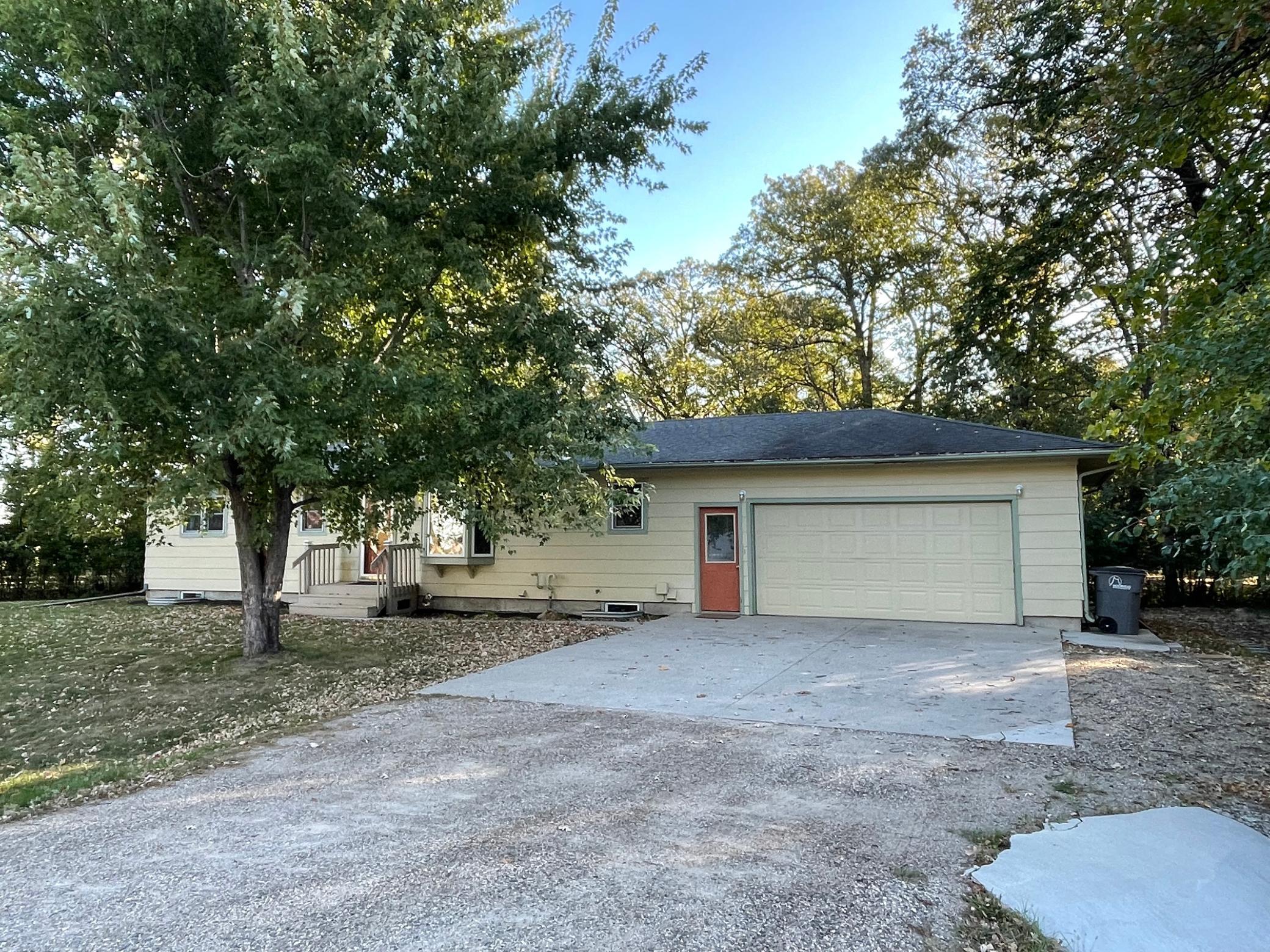 6914 1st Street N Moorhead MN 56560