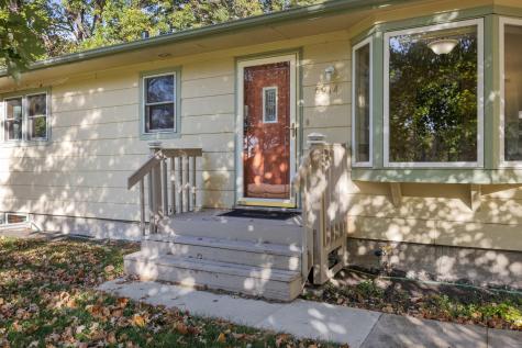 6914 1st Street N Moorhead MN 56560