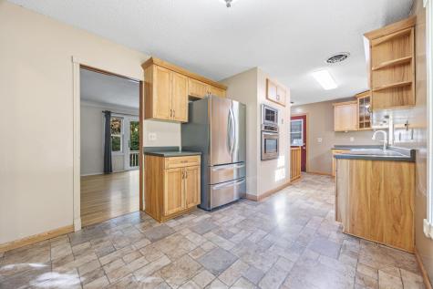 6914 1st Street N Moorhead MN 56560