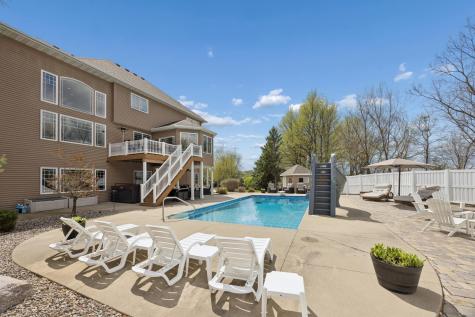 23840 Prairie Court Belle Plaine MN 56011