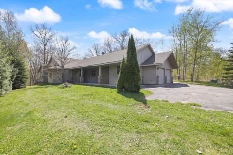 127 Eagle Drive Coleraine MN 55722