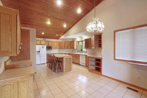 127 Eagle Drive Coleraine MN 55722