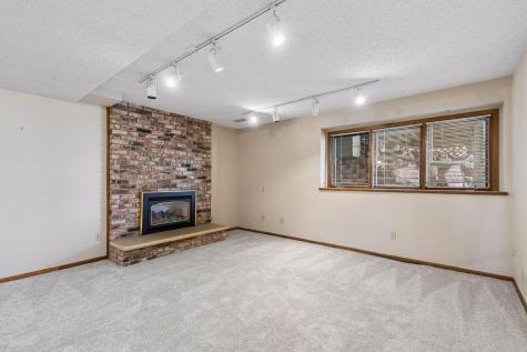 5301 Yorktown Lane N Plymouth MN 55442