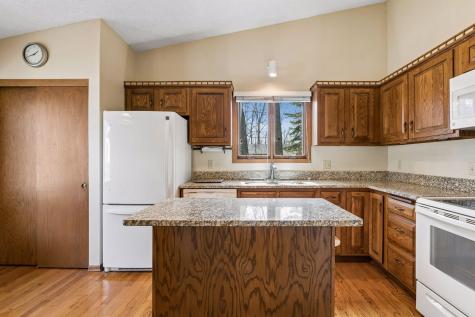 5301 Yorktown Lane N Plymouth MN 55442