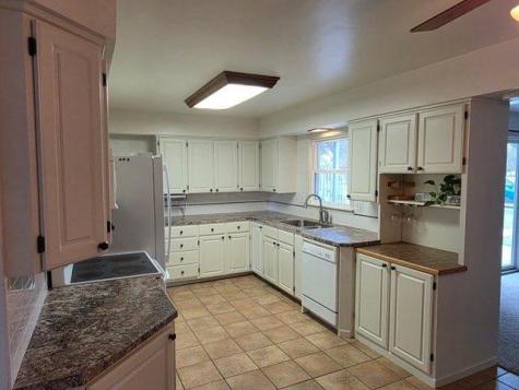 632 9th Street N Breckenridge MN 56520