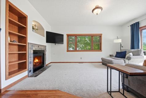 10573 106th Avenue N Hanover MN 55341