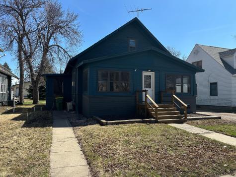 219 3rd Avenue SW Pipestone MN 56164