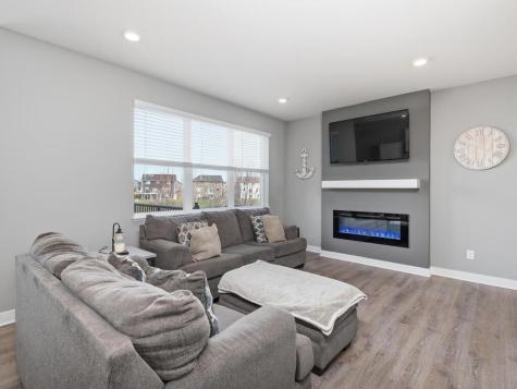1048 Shoreview Drive Jordan MN 55352