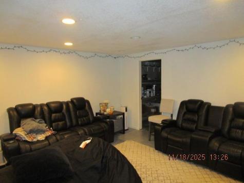 323 3rd Avenue S Wahpeton ND 58075