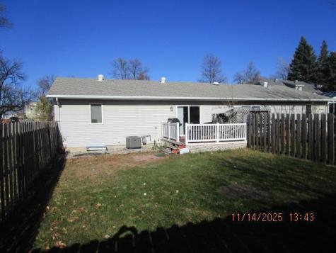 323 3rd Avenue S Wahpeton ND 58075