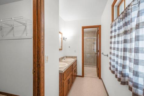 2805 Alvarado Lane N Plymouth MN 55447