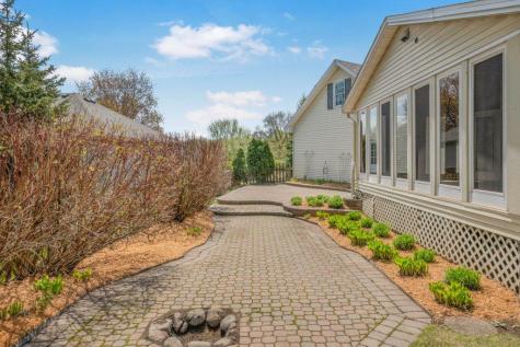 2805 Alvarado Lane N Plymouth MN 55447