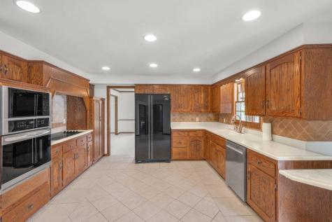 2805 Alvarado Lane N Plymouth MN 55447