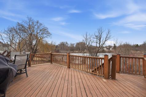 953 Lake Ridge Bay Woodbury MN 55129
