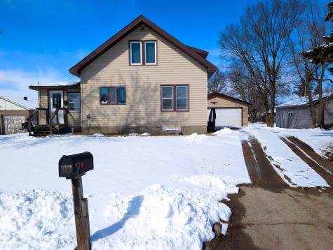 323 3rd Avenue NW Perham MN 56573