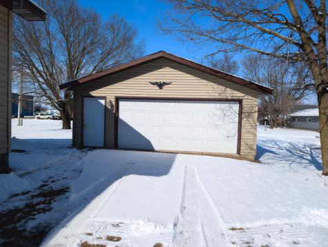 323 3rd Avenue NW Perham MN 56573