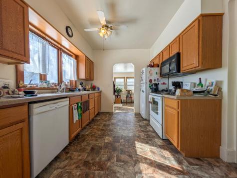 323 3rd Avenue NW Perham MN 56573