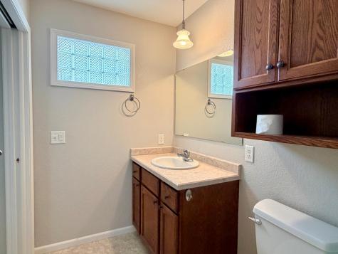 826 N Mckay Avenue NE Alexandria MN 56308