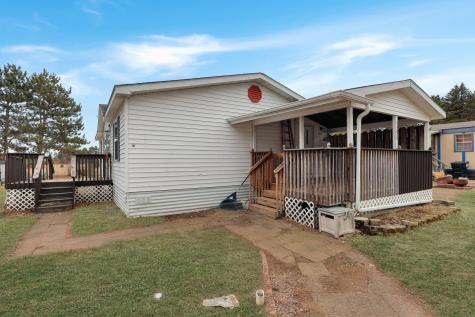 115 Apache Street NW Princeton MN 55371