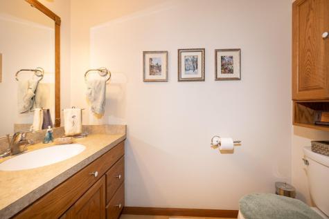 3325 W Prairiewood Drive S Fargo ND 58103