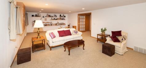 3325 W Prairiewood Drive S Fargo ND 58103