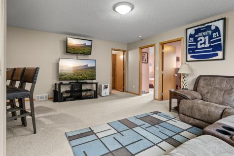 3421 Eagle Run Drive West Fargo ND 58078
