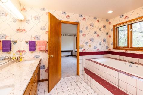 1301 64th Avenue N Fargo ND 58102