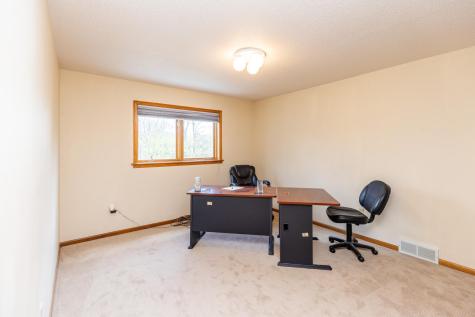 1301 64th Avenue N Fargo ND 58102