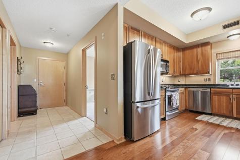 2201 Village Lane Bloomington MN 55431