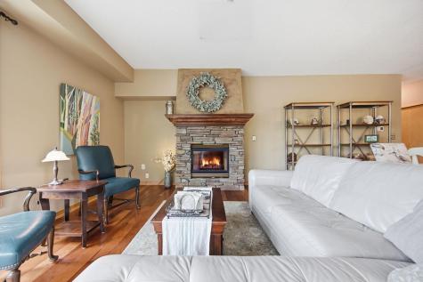 2201 Village Lane Bloomington MN 55431