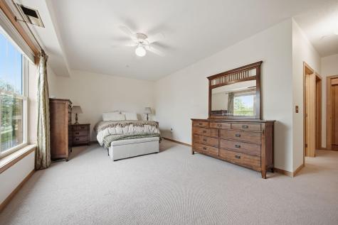 2201 Village Lane Bloomington MN 55431