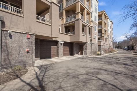 2201 Village Lane Bloomington MN 55431