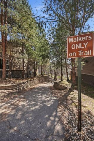 2201 Village Lane Bloomington MN 55431