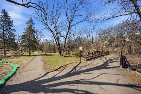 2201 Village Lane Bloomington MN 55431