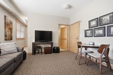 2201 Village Lane Bloomington MN 55431