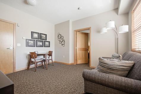 2201 Village Lane Bloomington MN 55431