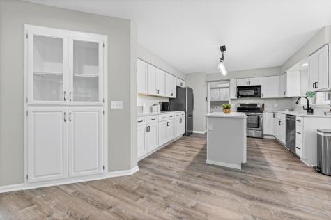 515 Marnie Street S Maplewood MN 55119