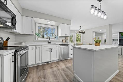 515 Marnie Street S Maplewood MN 55119