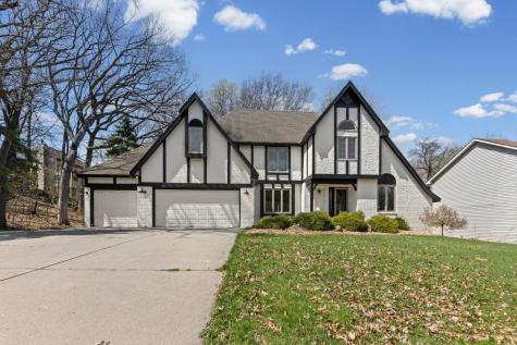 515 Marnie Street S Maplewood MN 55119