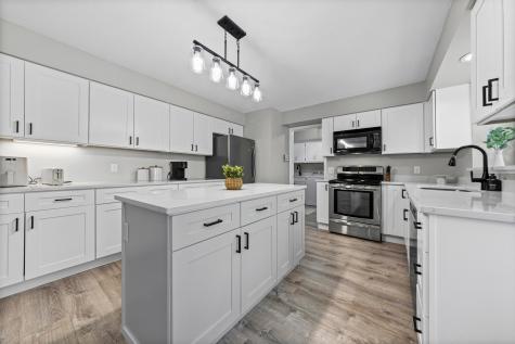 515 Marnie Street S Maplewood MN 55119