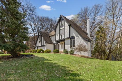 515 Marnie Street S Maplewood MN 55119