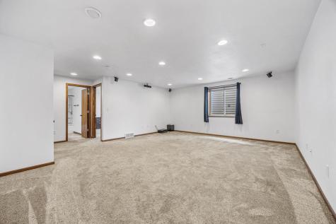 501 Foxtail Drive West Fargo ND 58078