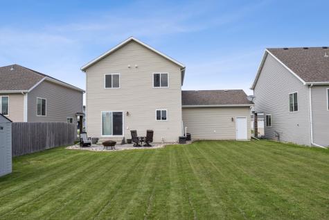501 Foxtail Drive West Fargo ND 58078