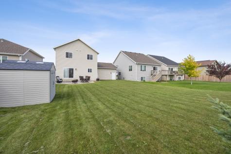 501 Foxtail Drive West Fargo ND 58078