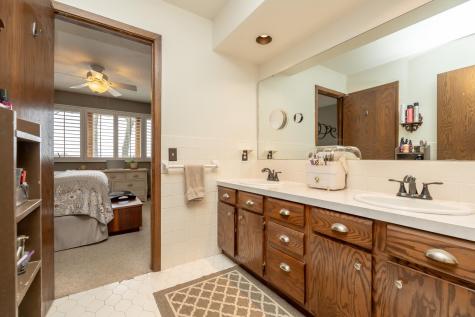 24150 E Cedar Lake Drive New Prague MN 56071
