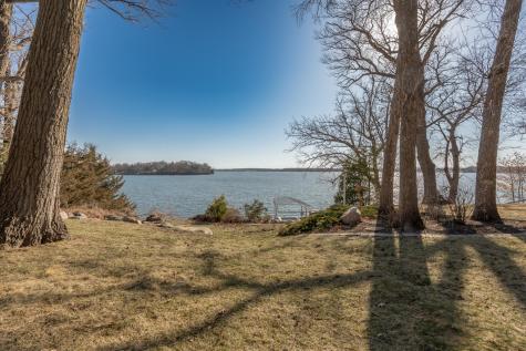 24150 E Cedar Lake Drive New Prague MN 56071