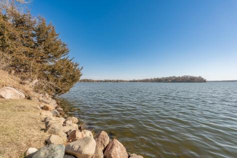 24150 E Cedar Lake Drive New Prague MN 56071